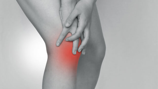 膝の痛みアイキャッチ画像
